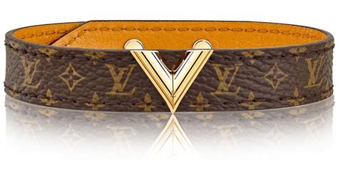 essential v louis vuitton belt|louis vuitton v bracelet.